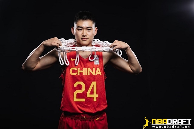 下一站NCAA?中国控卫赵维伦加盟加时赛精英联盟