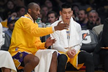 前老鹰控卫曝Kobe邀他同队 指著林书豪怒喷一句话